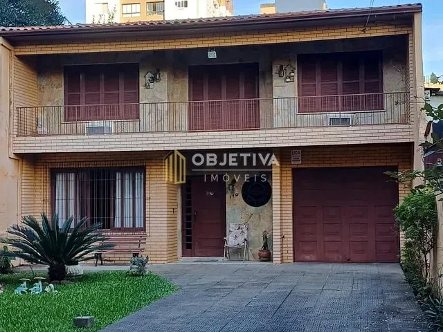Casa 3 quartos e 3 banheiros, à venda, no bairro Passo da Areia em Porto Alegre