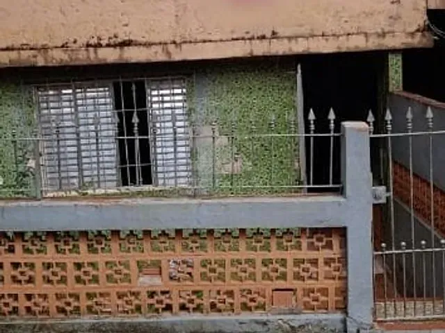 Casa com 250m² 3 quartos e 1 banheiro, à venda, no bairro Parque Boa Esperança em Mauá