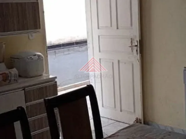 Casa com 250m² 3 quartos e 1 banheiro, à venda, no bairro Parque Boa Esperança em Mauá
