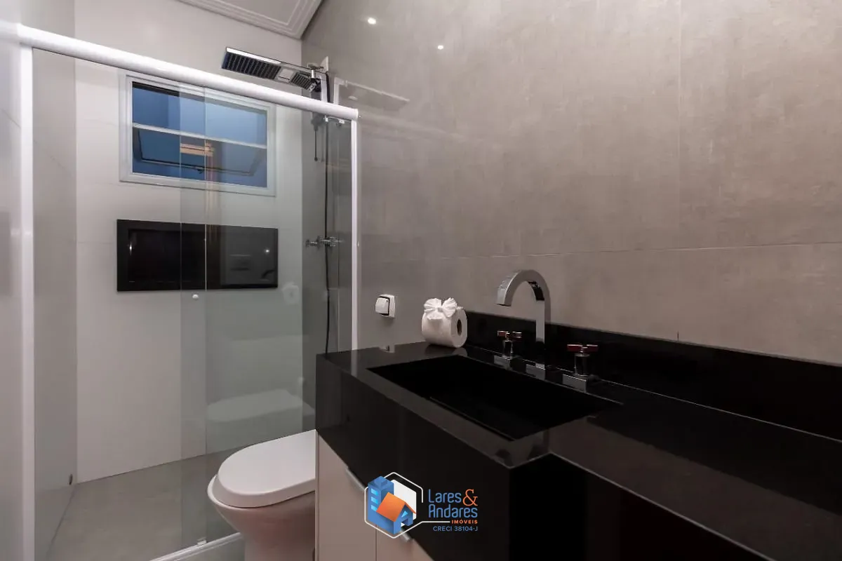 Casa, 3 quartos, 183 m² - Foto 1