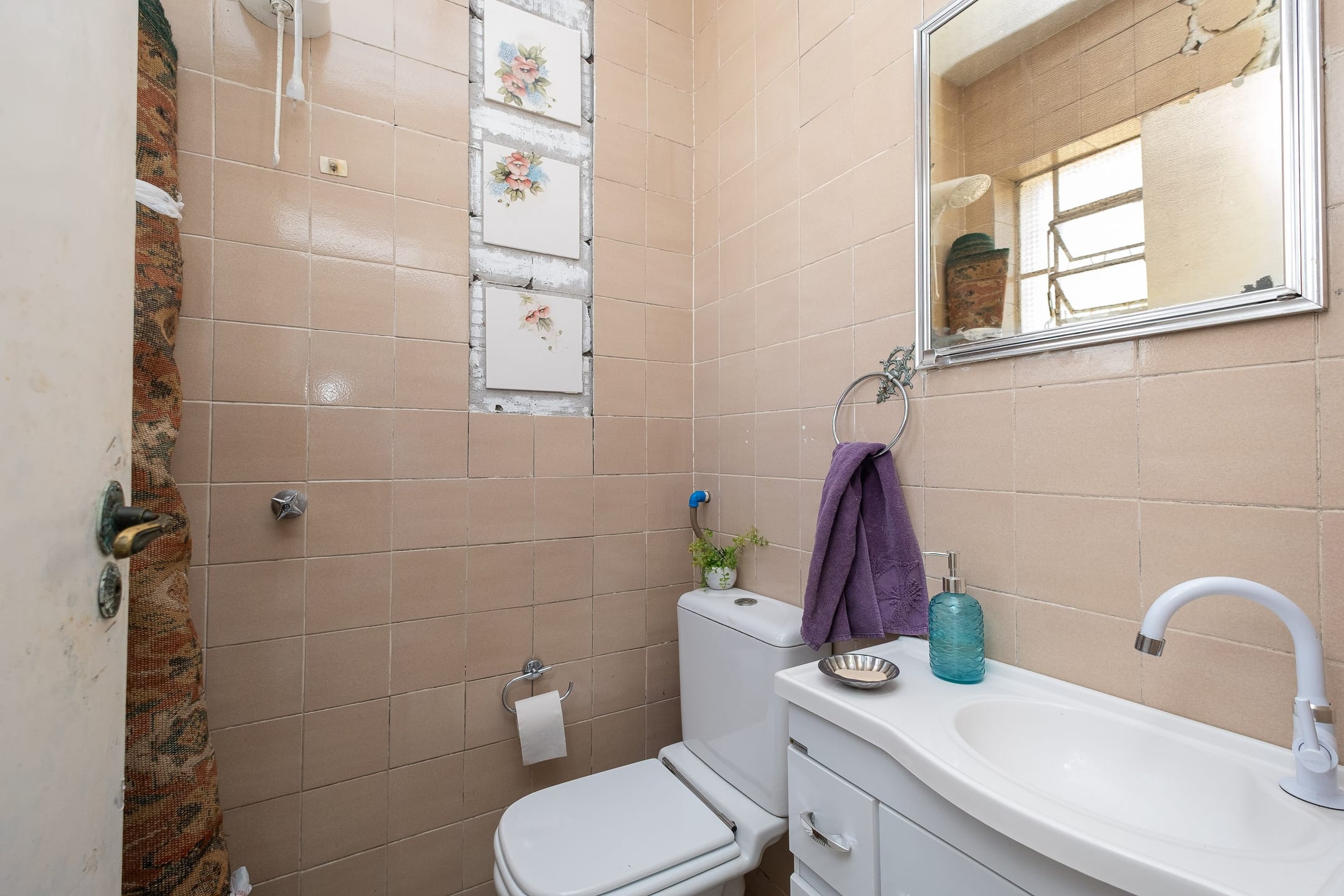 Casa à venda no centro de Pelotas - 322 m², 4 quartos (sendo 2 suítes), área gourmet com churrasqueira e amplo pátio com piscina. - 14