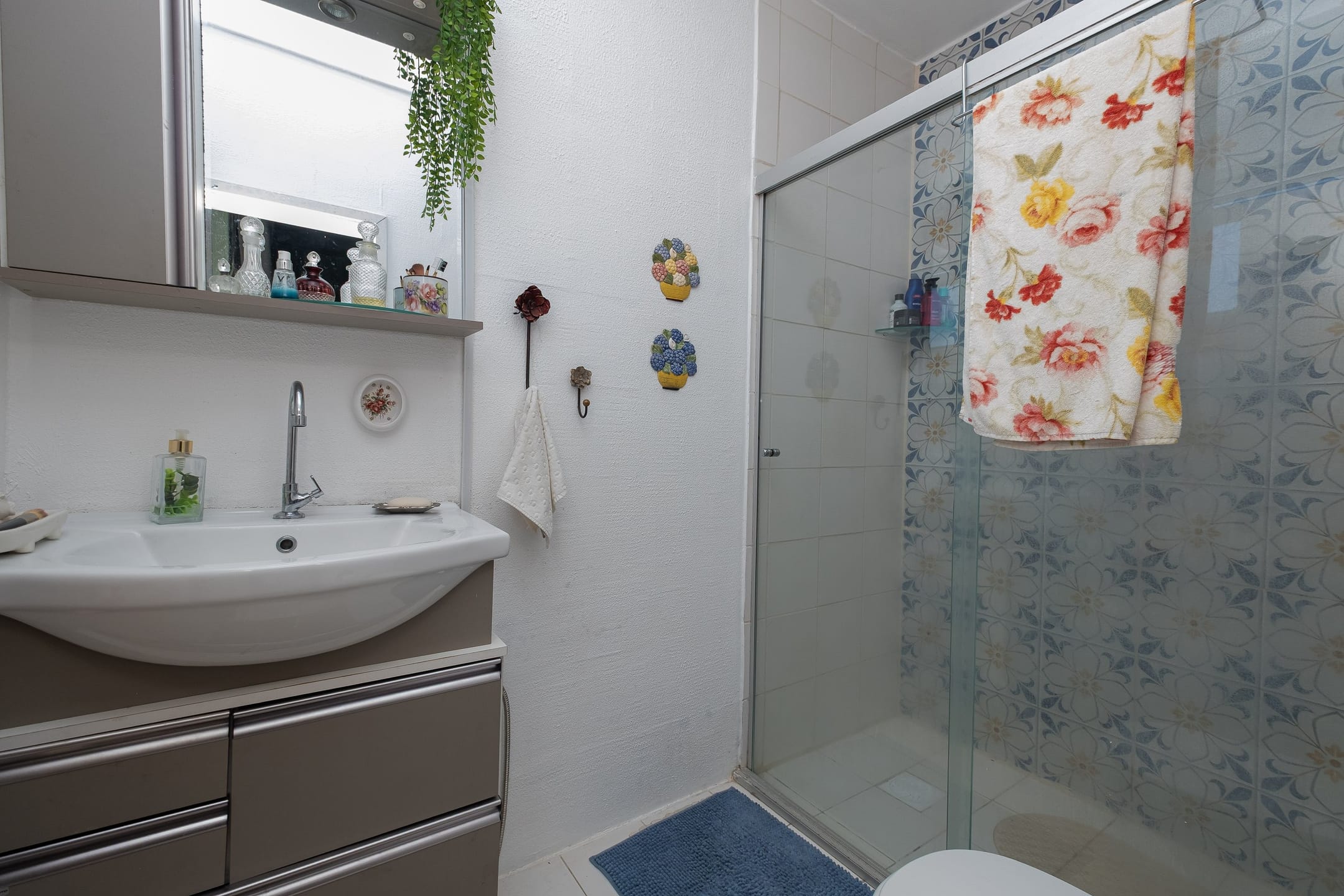 Casa à venda no centro de Pelotas - 322 m², 4 quartos (sendo 2 suítes), área gourmet com churrasqueira e amplo pátio com piscina. - 17