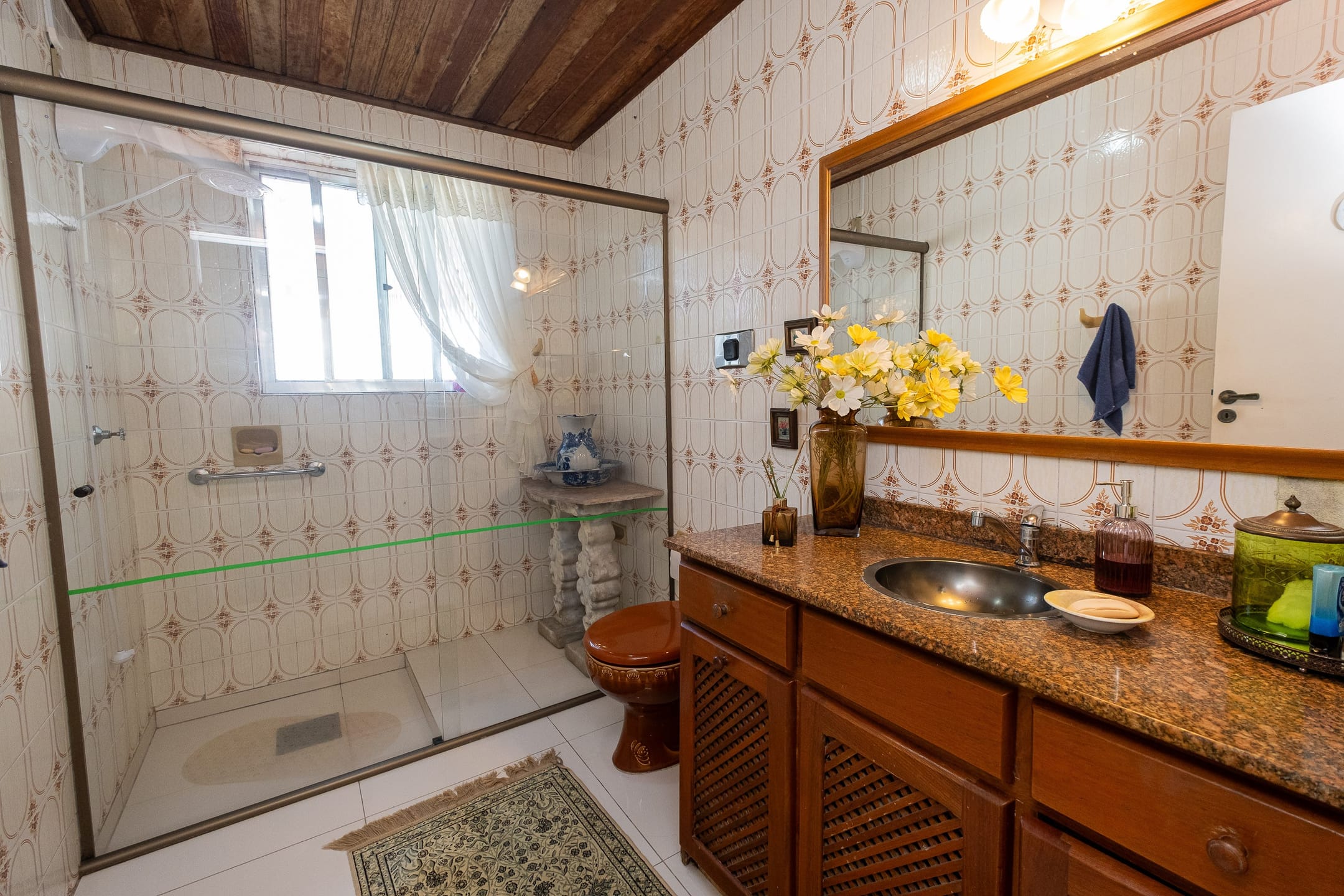 Casa à venda no centro de Pelotas - 322 m², 4 quartos (sendo 2 suítes), área gourmet com churrasqueira e amplo pátio com piscina. - 7