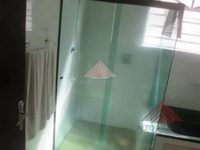 Casa à venda, no bairro Matriz em Mauá