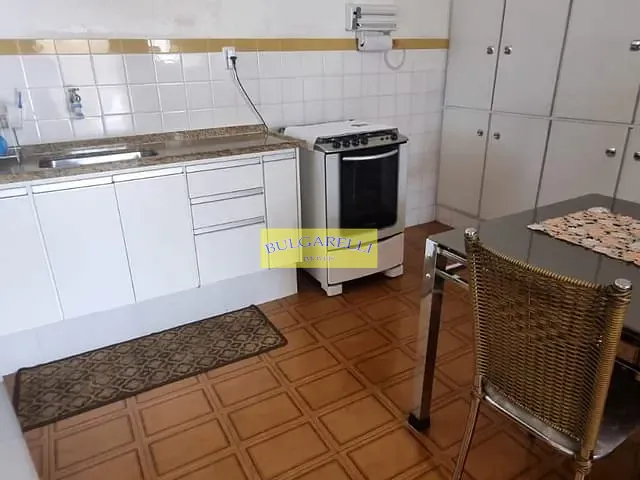 Casa com 320m² 3 quartos e 1 banheiro, à venda, no bairro Vila Guilherme em Jundiaí