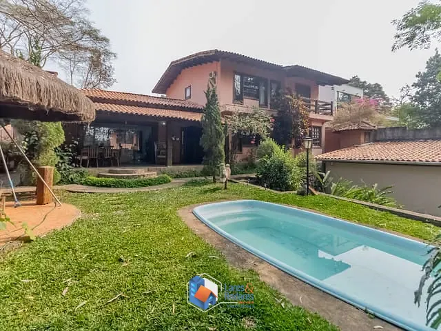 Casa com 664m² 3 quartos e 4 banheiros, à venda, no bairro Parque do Castelo em São Paulo