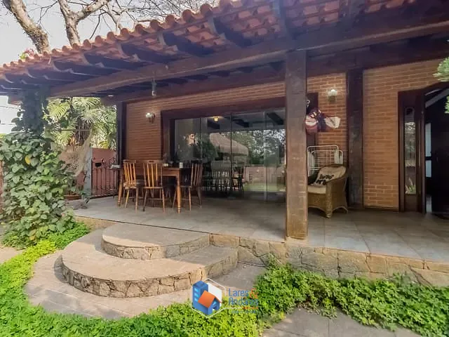 Casa com 664m² 3 quartos e 4 banheiros, à venda, no bairro Parque do Castelo em São Paulo
