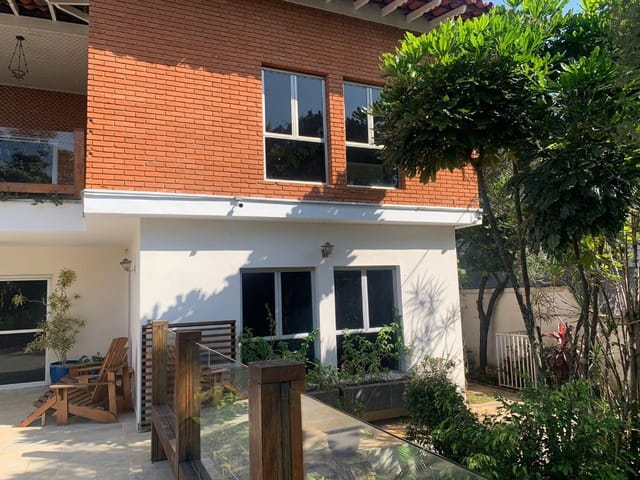 Casa com 350m² 4 quartos e 5 banheiros, à venda, no bairro Cidade São Francisco em São Paulo