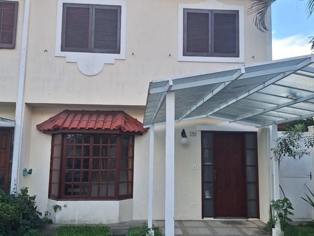 Casa com 155m² 3 quartos e 2 banheiros, para alugar, no bairro Jardim Aquarius em São José dos Campos