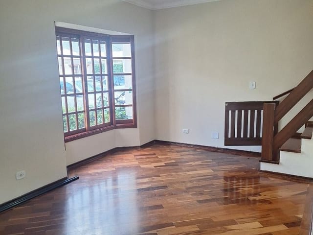 Casa com 155m² 3 quartos e 2 banheiros, para alugar, no bairro Jardim Aquarius em São José dos Campos