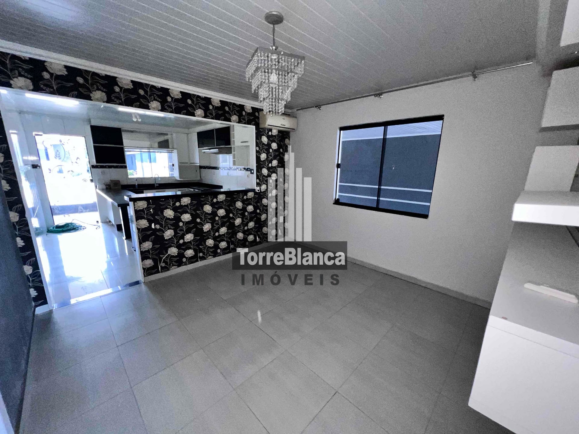 Casa à venda com 3 quartos, 415m² - Foto 7