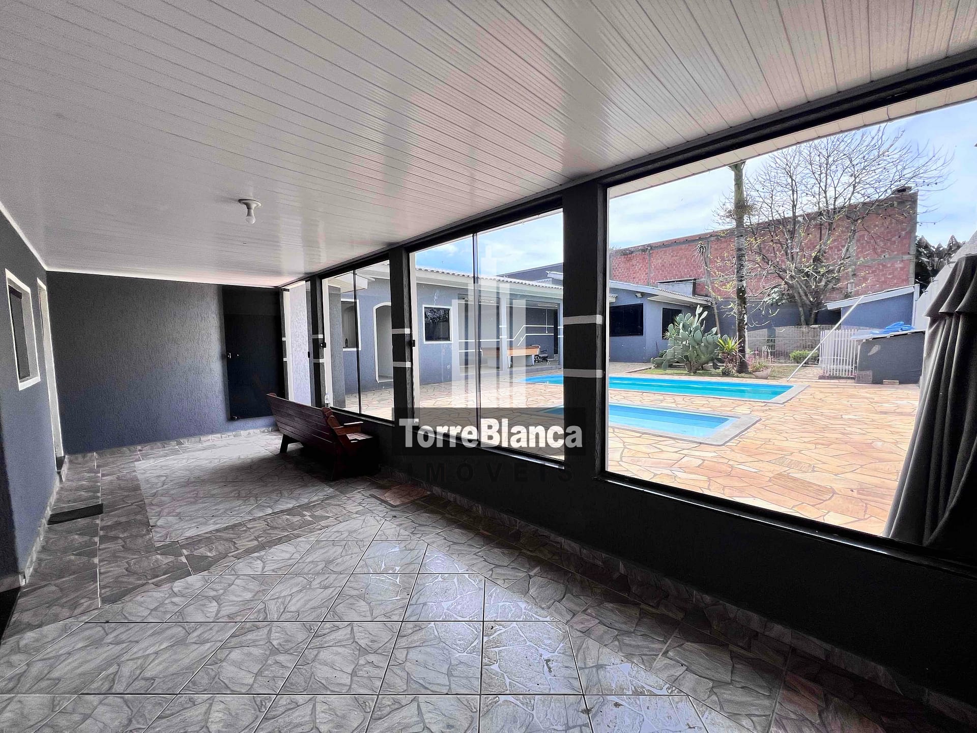 Casa à venda com 3 quartos, 415m² - Foto 14
