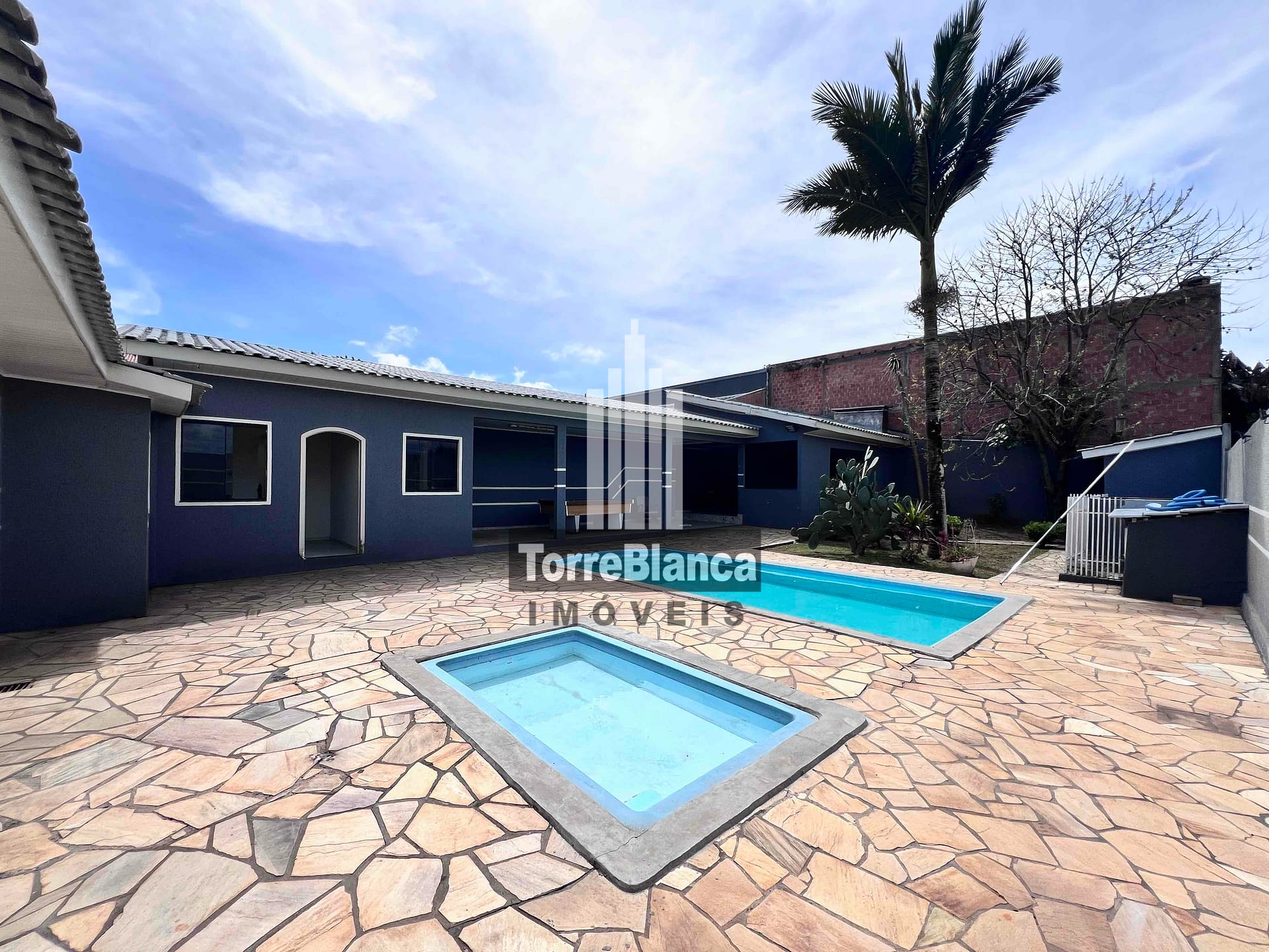 Casa à venda com 3 quartos, 415m² - Foto 17