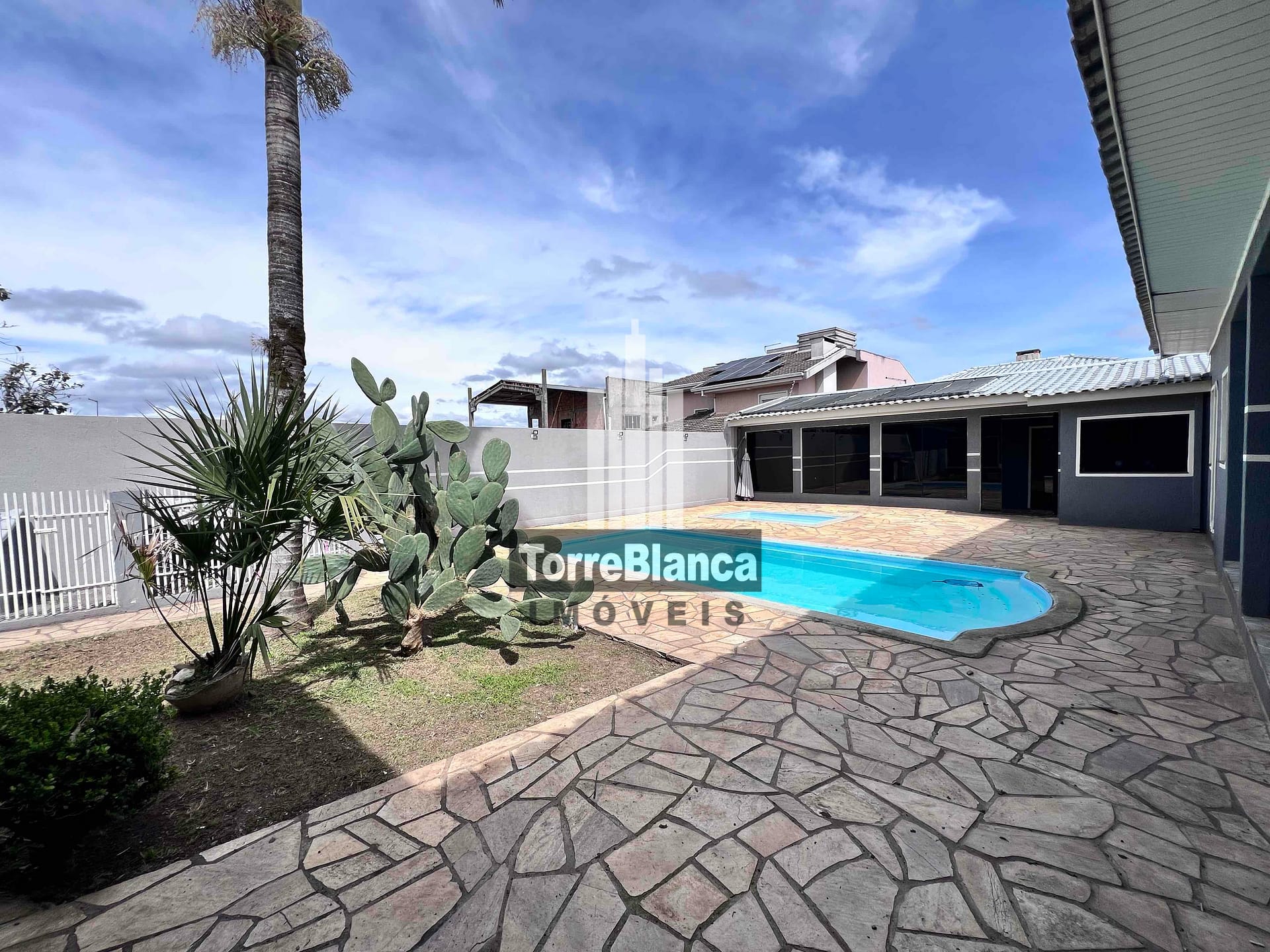 Casa à venda com 3 quartos, 415m² - Foto 16