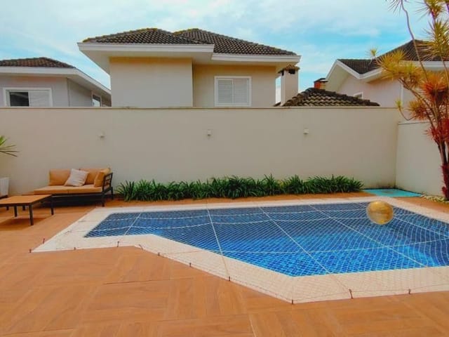 Casa com 250m² 4 quartos e 3 banheiros, à venda, no bairro Urbanova em São José dos Campos