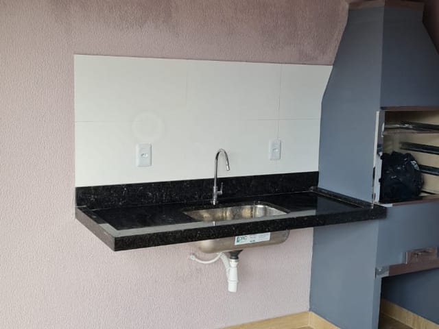 Casa com 218m² 3 quartos e 4 banheiros, à venda, no bairro Parque São Domingos em Pindamonhangaba