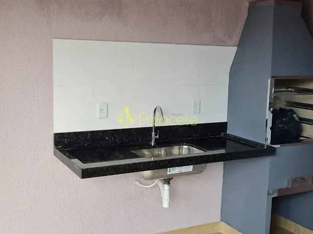 Casa com 218m² 3 quartos e 4 banheiros, à venda, no bairro Parque São Domingos em Pindamonhangaba