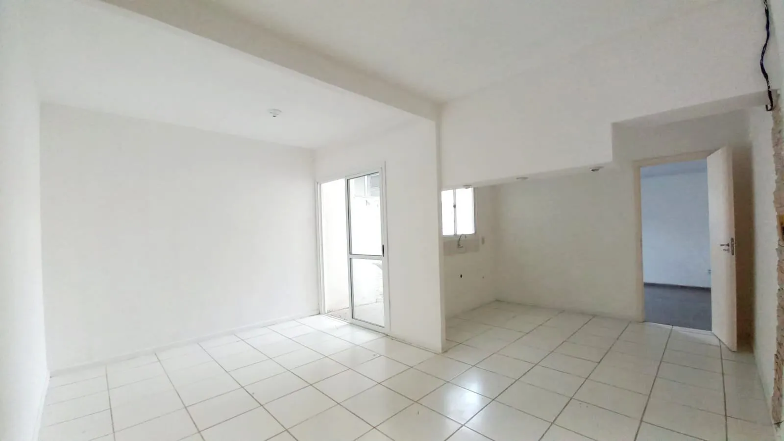 Casa à venda no Moradas Pelotas 1, Três Vendas - 47 m², 2 quartos, piso cerâmico e ótima posição solar.