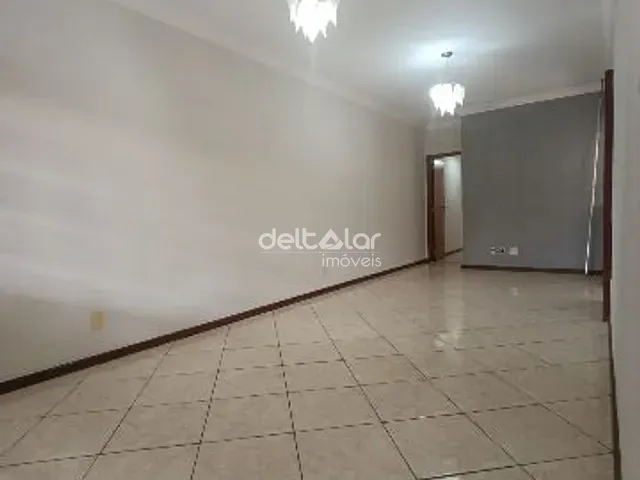 Casa com 180m² 3 quartos e 3 banheiros, à venda, no bairro Vila Cloris em Belo Horizonte