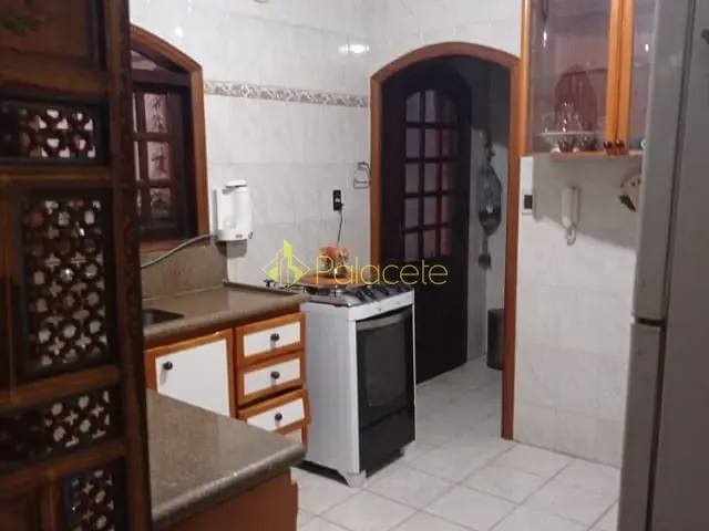Casa com 336m² 4 quartos e 4 banheiros, à venda, no bairro Campos Elíseos em Taubaté