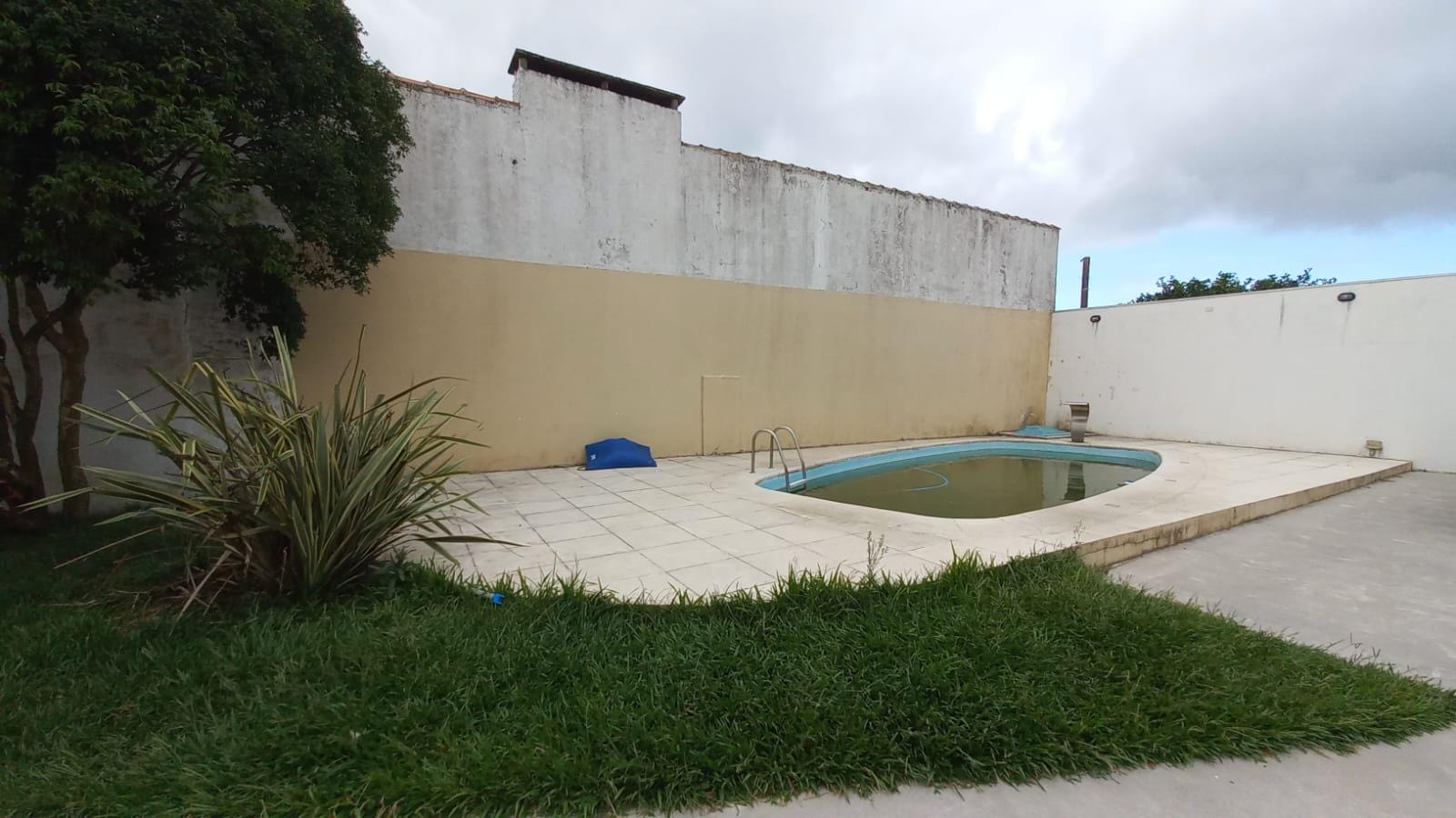 Casa à venda no Laranjal, Pelotas - 150 m² 3 quartos (sendo 1 suíte com closet), espaço gourmet com churrasqueira, piscina e amplo pátio. - 22