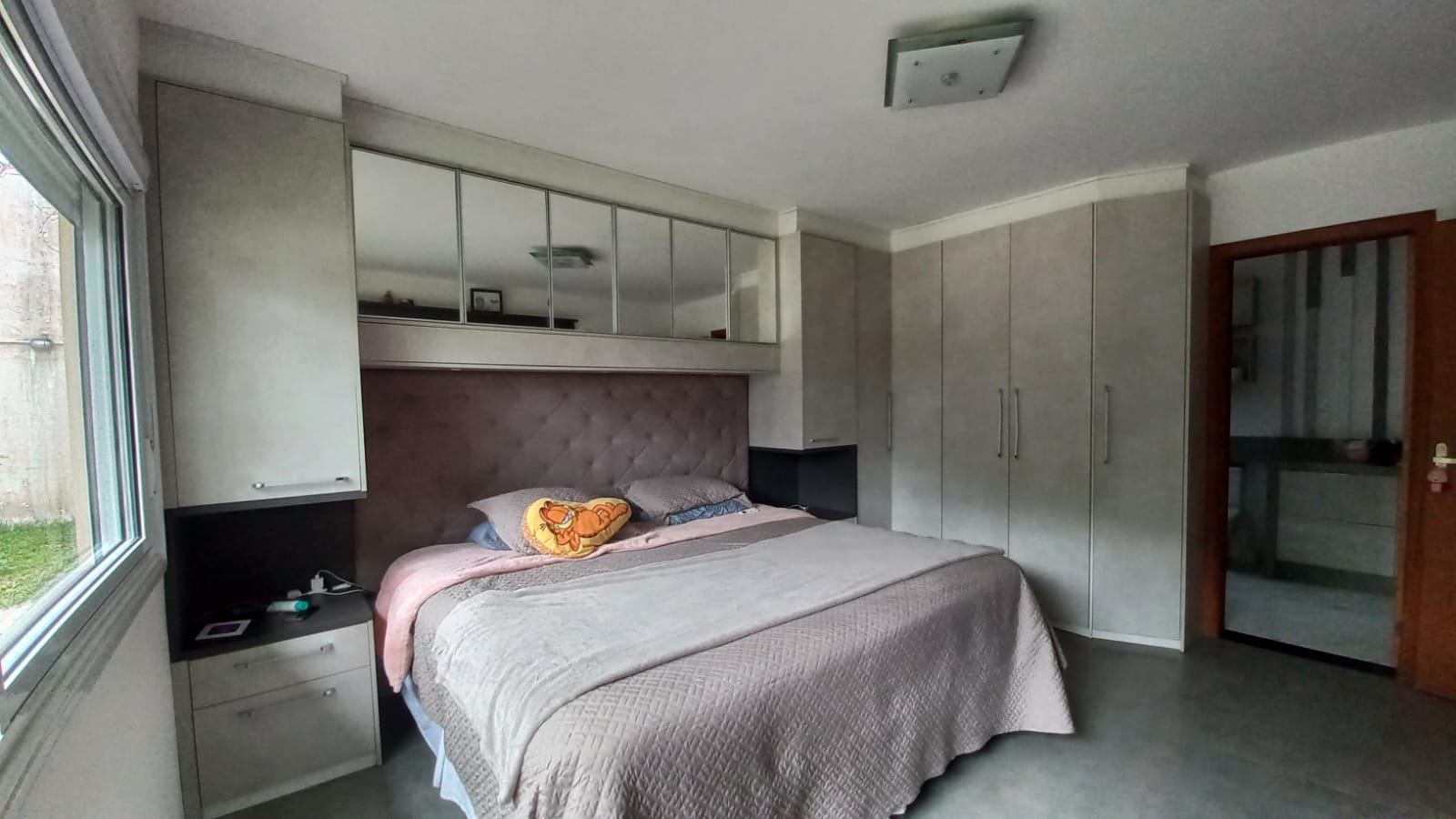 Casa à venda no Laranjal, Pelotas - 150 m² 3 quartos (sendo 1 suíte com closet), espaço gourmet com churrasqueira, piscina e amplo pátio. - 9