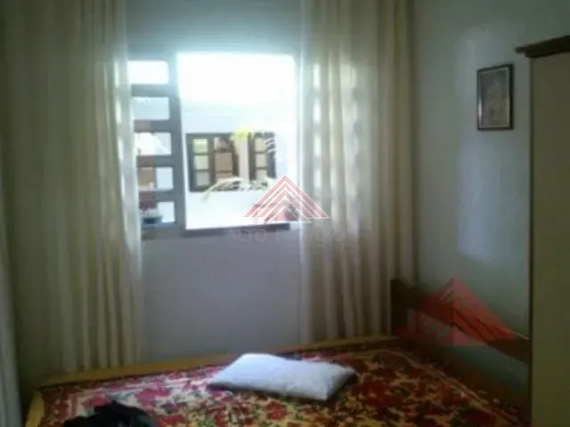 Casa à venda, no bairro Vila Nossa Senhora das Vitórias em Mauá