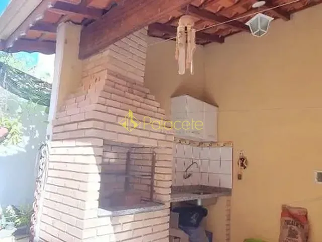 Casa com 260m² 3 quartos e 2 banheiros, à venda, no bairro Jardim Maria Cândida em Caçapava