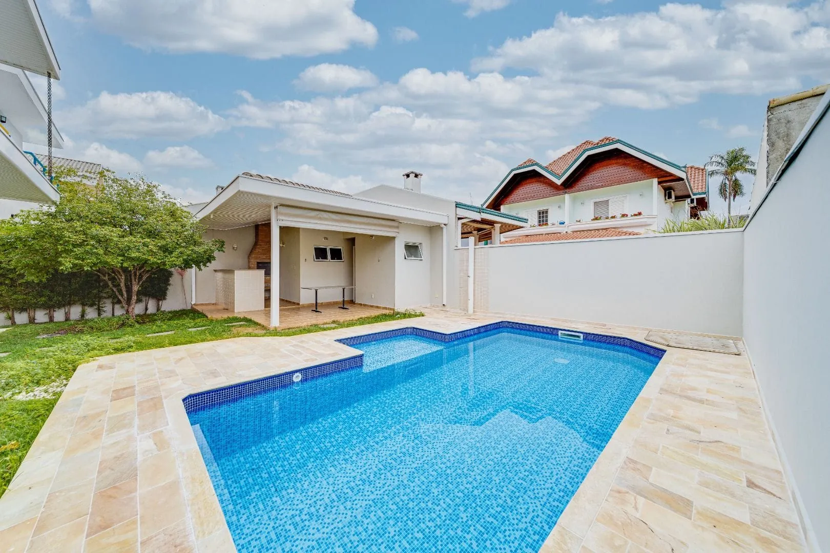 Casa, 4 quartos, 320 m² - Foto 4
