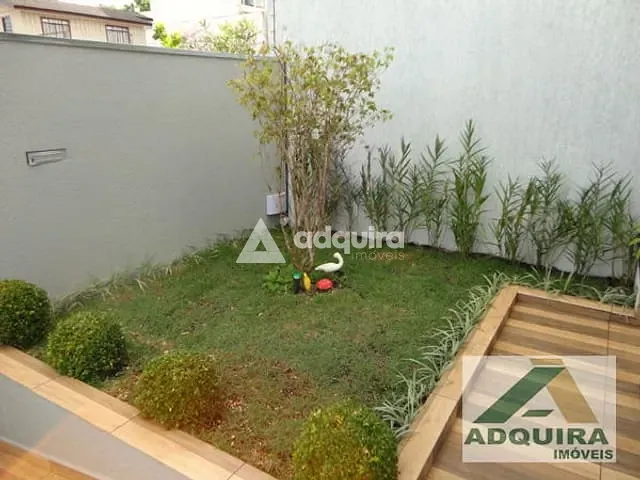 Casa com 131m² 3 quartos e 1 banheiro, à venda, no bairro Contorno em Ponta Grossa