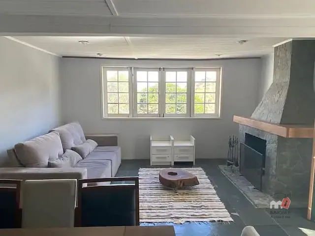 Casa com 1573m² 4 quartos e 1 banheiro, à venda, no bairro Itaipava em Petrópolis