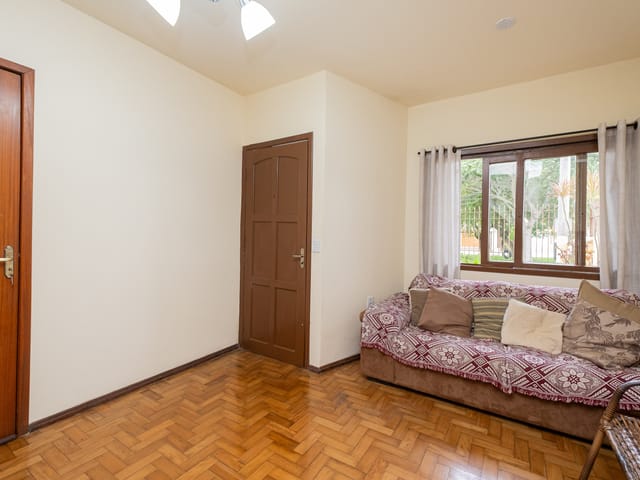 Casa com 213m² 3 quartos e 2 banheiros, à venda, no bairro São Gonçalo em Pelotas