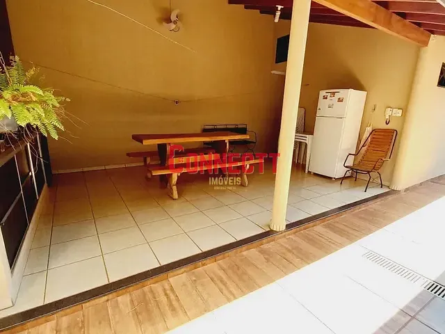 Casa com 255m² 3 quartos e 3 banheiros, à venda, no bairro Jardim Maria Imaculada I em Brodowski
