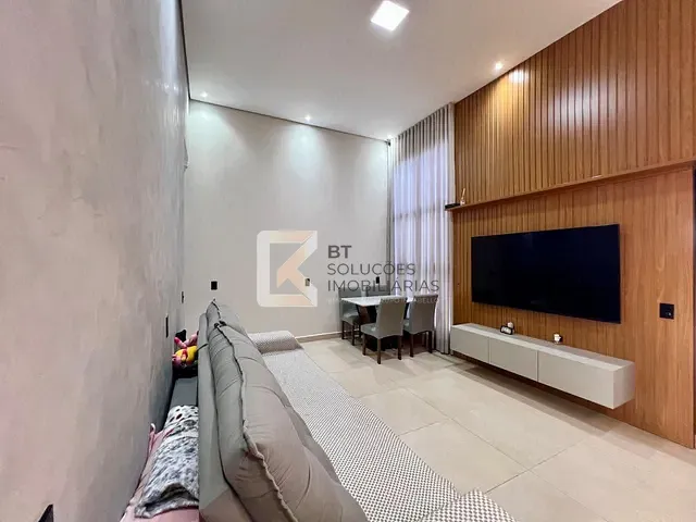 Casa com 150m² 3 quartos e 2 banheiros, à venda, no bairro Jardim Monte Carlo em Indaiatuba