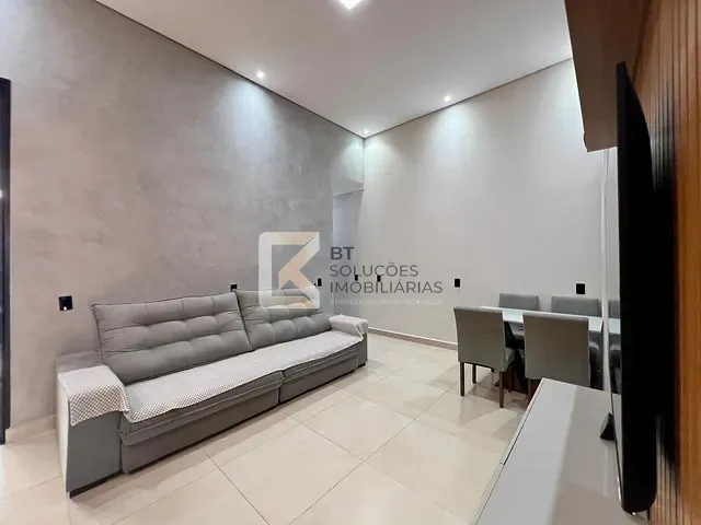 Casa com 150m² 3 quartos e 2 banheiros, à venda, no bairro Jardim Monte Carlo em Indaiatuba