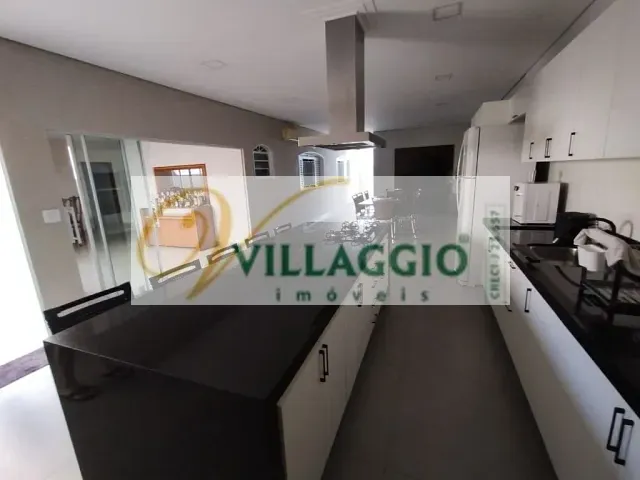 Casa com 320m² 3 quartos e 5 banheiros, à venda ou para alugar, no bairro Santos Dumont em São José do Rio Preto