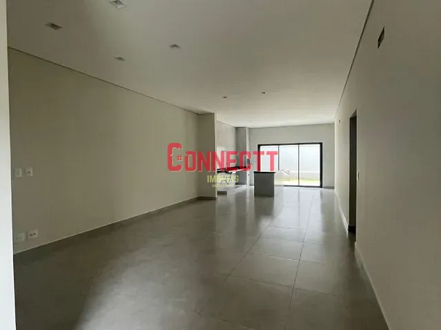Casa com 250m² 3 quartos e 3 banheiros, à venda, no bairro Conjunto Residencial Sao Fernando em Ribeirão Preto