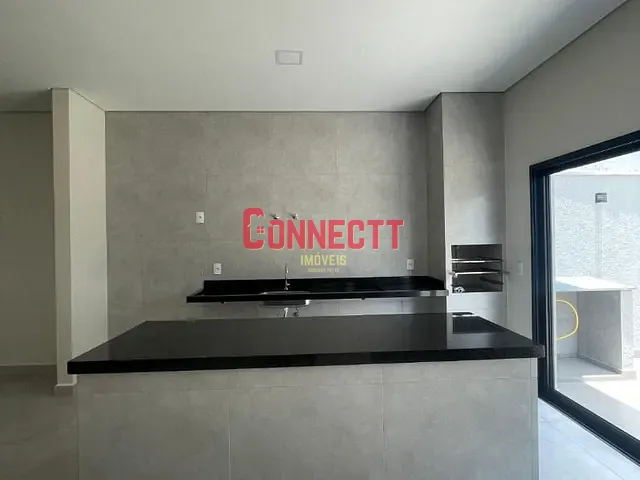 Casa com 250m² 3 quartos e 3 banheiros, à venda, no bairro Conjunto Residencial Sao Fernando em Ribeirão Preto