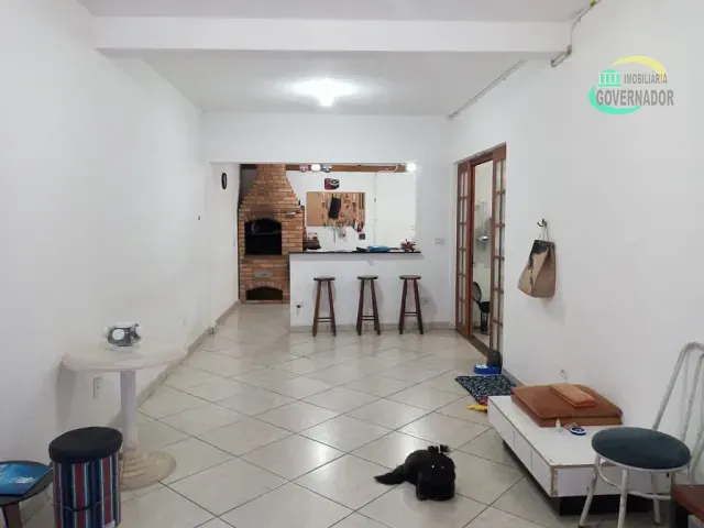 Casa com 300m² 3 quartos e 2 banheiros, à venda, no bairro Jardim Nova Europa em Campinas