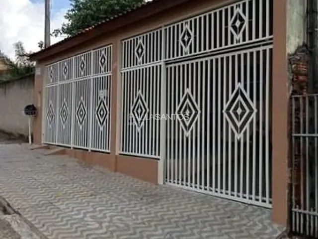 Casa com 300m² 3 quartos e 1 banheiro, à venda, no bairro Vila Amorim em Votorantim