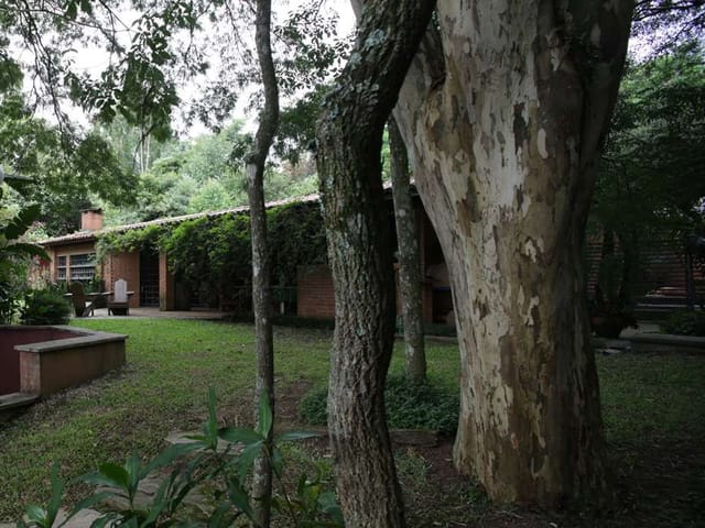 Casa com 2618m² 4 quartos e 5 banheiros, à venda, no bairro Chácara São João em Carapicuíba