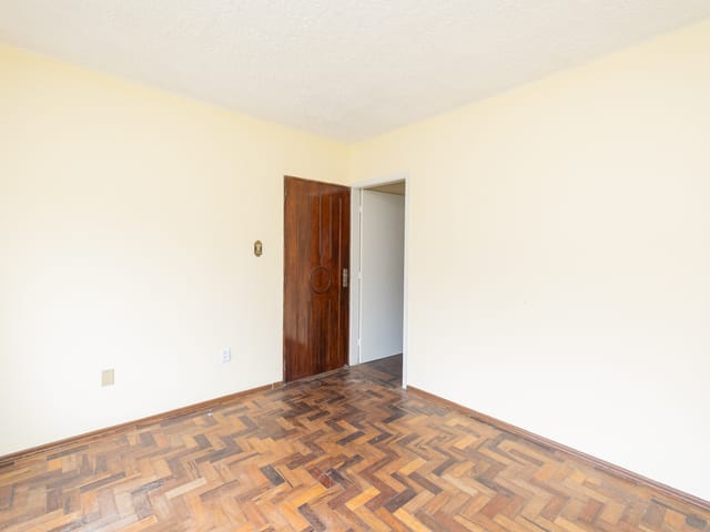 Casa 3 quartos e 1 banheiro, à venda, no bairro Areal em Pelotas