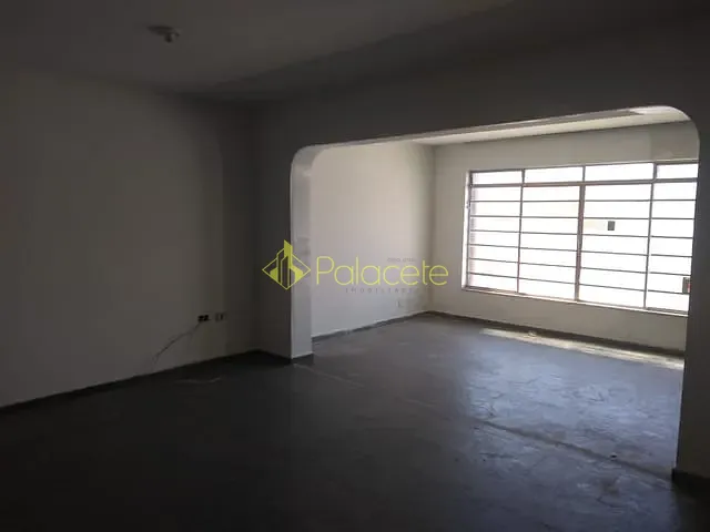 Casa com 131m² 3 quartos e 2 banheiros, à venda, no bairro Centro em Taubaté