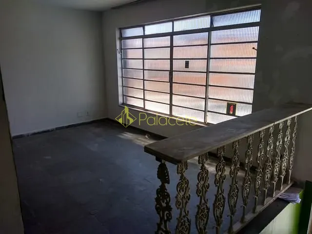 Casa com 131m² 3 quartos e 2 banheiros, à venda, no bairro Centro em Taubaté
