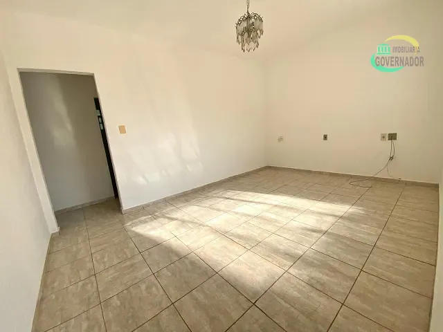 Casa com 250m² 2 quartos e 1 banheiro, à venda, no bairro Jardim Santa Terezinha em Campinas