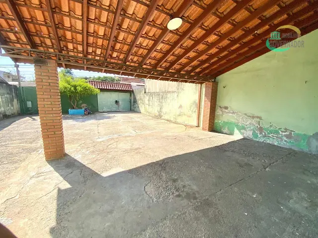 Casa com 250m² 2 quartos e 1 banheiro, à venda, no bairro Jardim Santa Terezinha em Campinas
