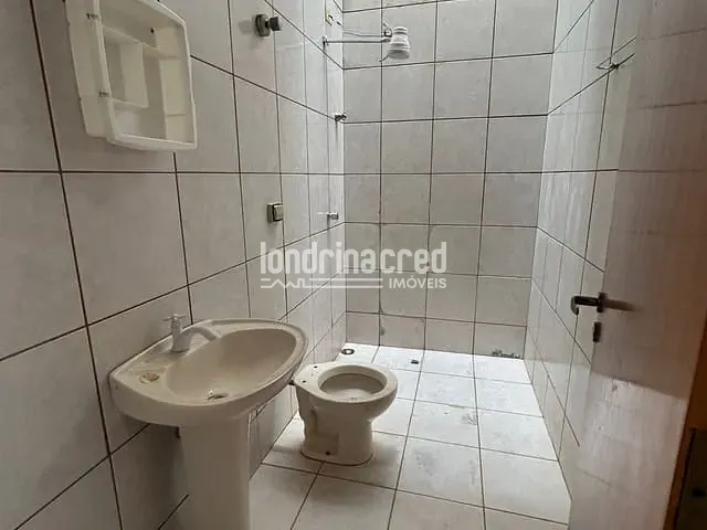 Casa com 100m² 3 quartos e 1 banheiro, à venda, no bairro Lindóia em Londrina