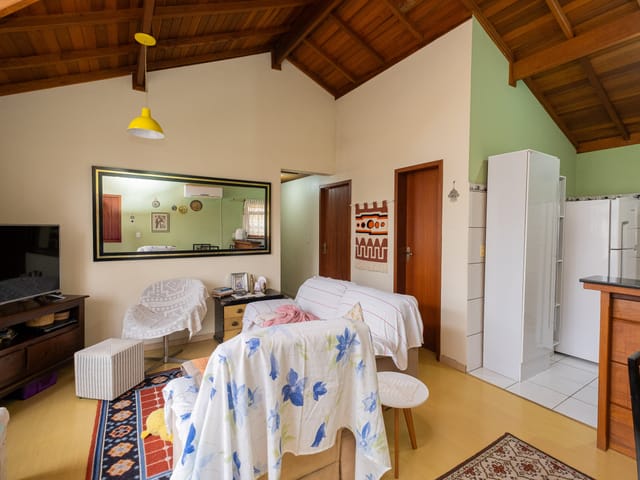 Casa com 100m² 2 quartos e 2 banheiros, à venda, no bairro Areal em Pelotas