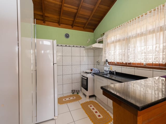 Casa com 100m² 2 quartos e 2 banheiros, à venda, no bairro Areal em Pelotas