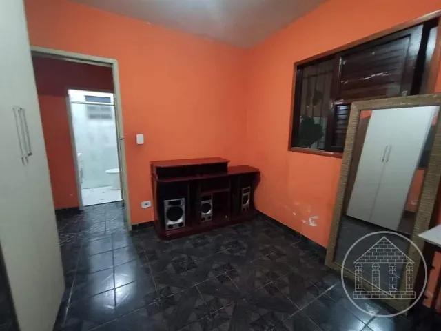 Casa com 225m² 3 quartos e 3 banheiros, à venda, no bairro Jardim Maria Fernandes em São Paulo